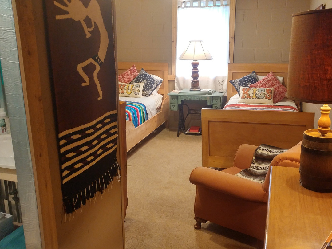 Cascade Hollow Lodge主图