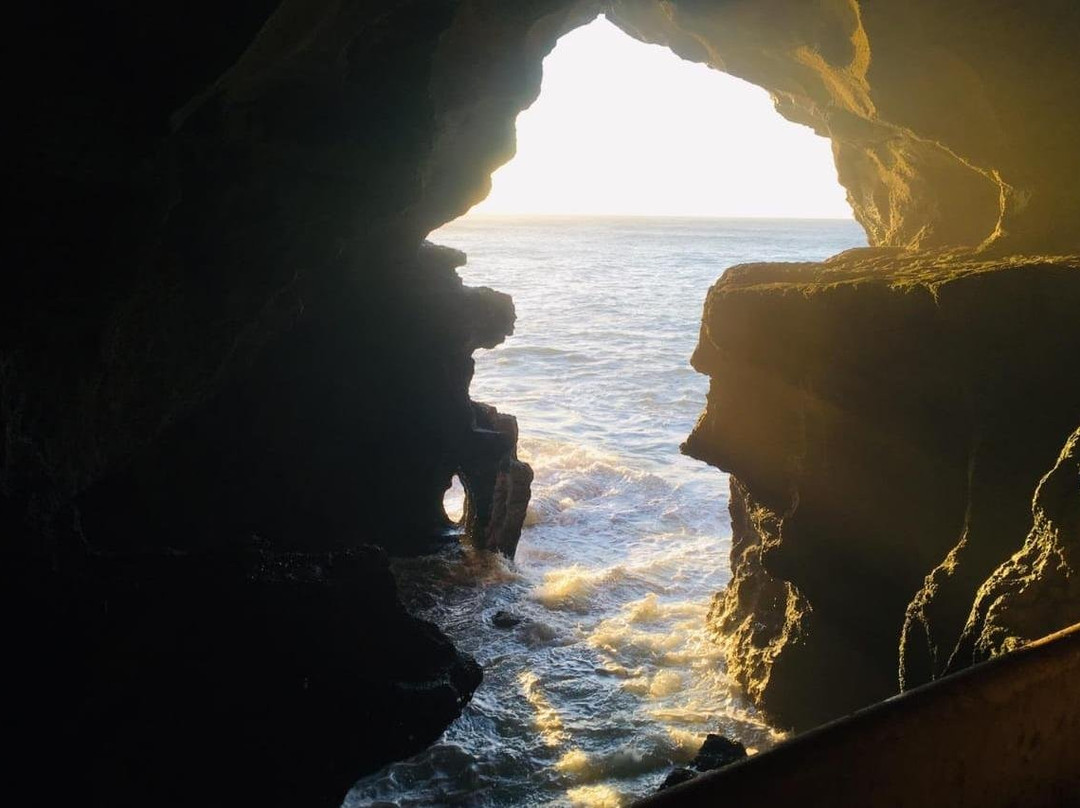 Hamza Ben Atmane-丹吉尔必去景点