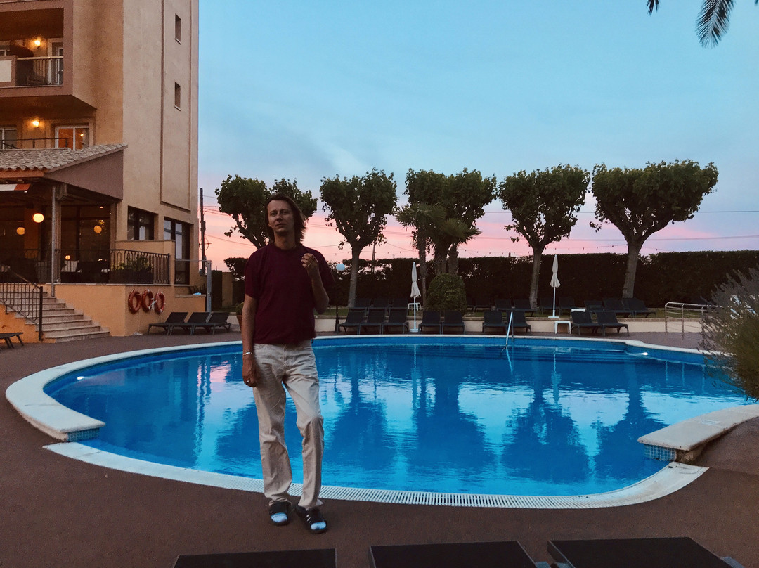 Luna Park Hotel Yoga & Spa主图