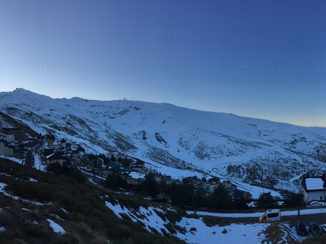 Sierra Nevada Inturjoven Youth Hostel主图