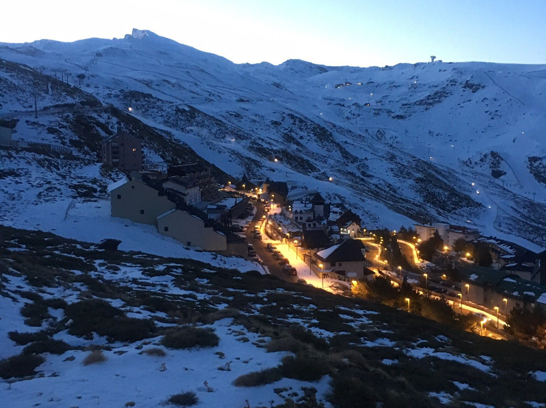 Sierra Nevada Inturjoven Youth Hostel主图