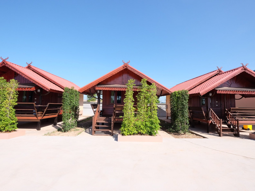 Prakaithong Hotel Sawang Daen Din
