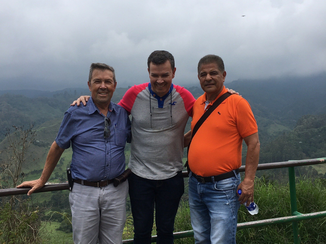 Ecoparque the Mirador Alto De La Cruz-萨伦托必去景点