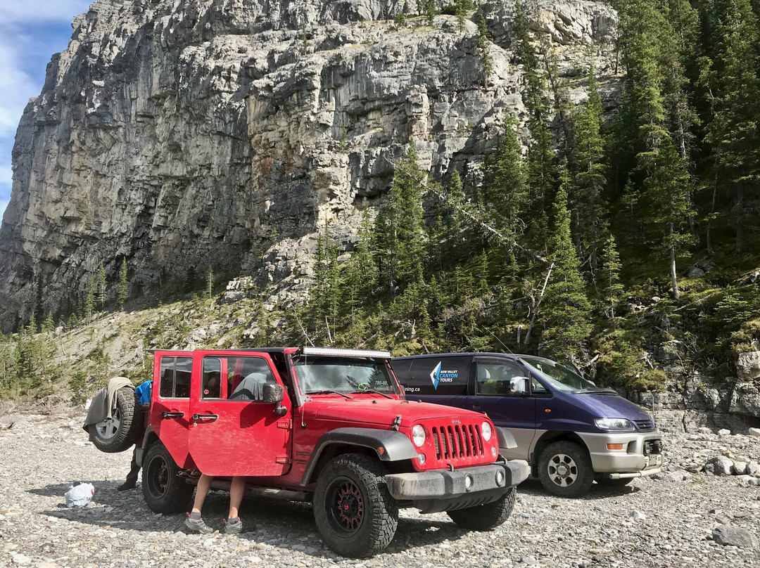 Bow Valley Canyon Tour-坎莫尔必去景点