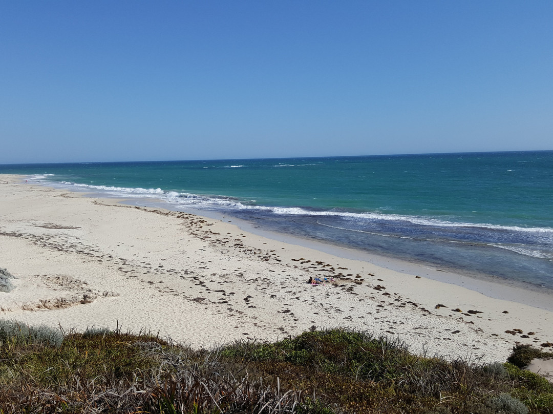 Yanchep Lagoon Beach景点图片