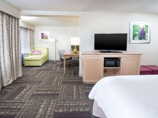 Hampton Inn & Suites Wilson-i-95主图