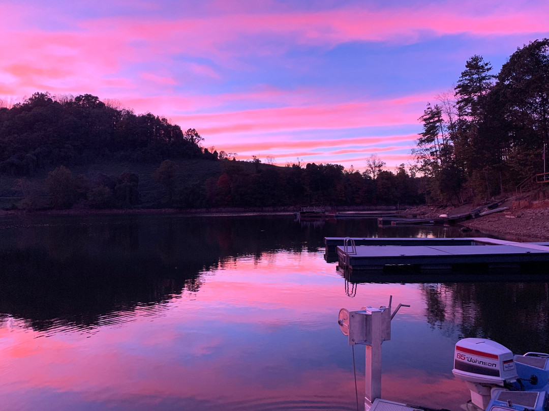 Watauga Lake景点图片