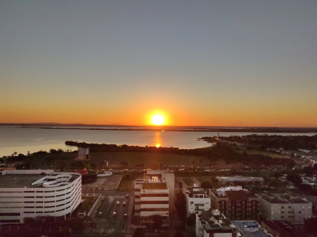 Intercity Praia De Belas主图