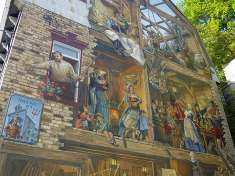 Fresque du Petit-Champlain-魁北克市必去景点