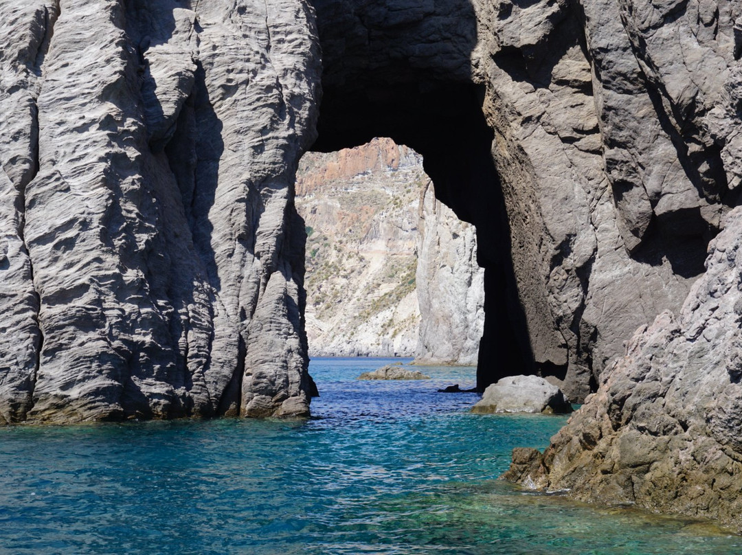 Spiaggia Valle i Mura景点图片