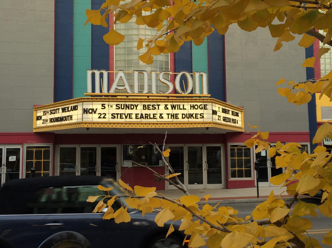 Madison Theater-卡温顿必去景点