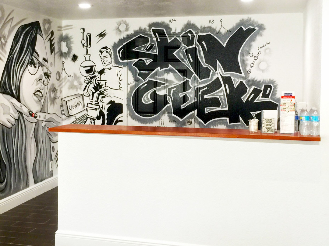 West Hollywood旅游景点-Skin Geeks