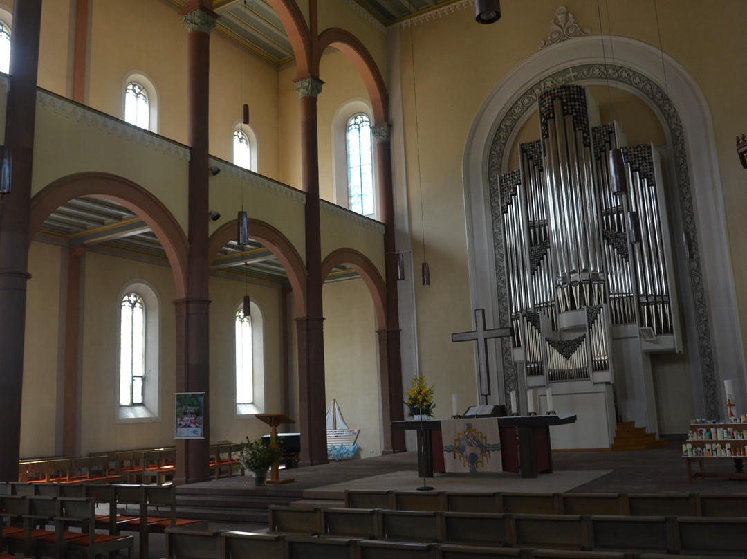 Evangelische Stadtkirche-希尔塔赫必去景点