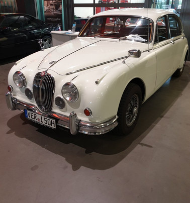 Schuppen Eins - Zentrum fur Automobilkultur und Mobilität-不莱梅必去景点