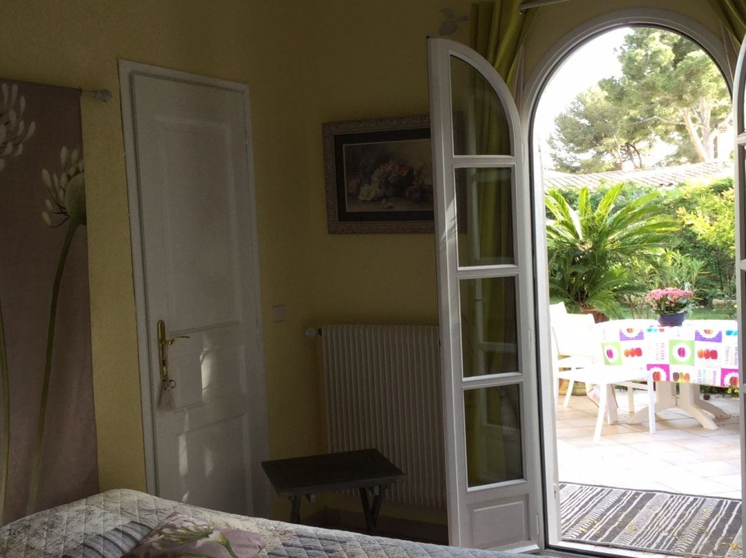 Villa le Bosquet主图