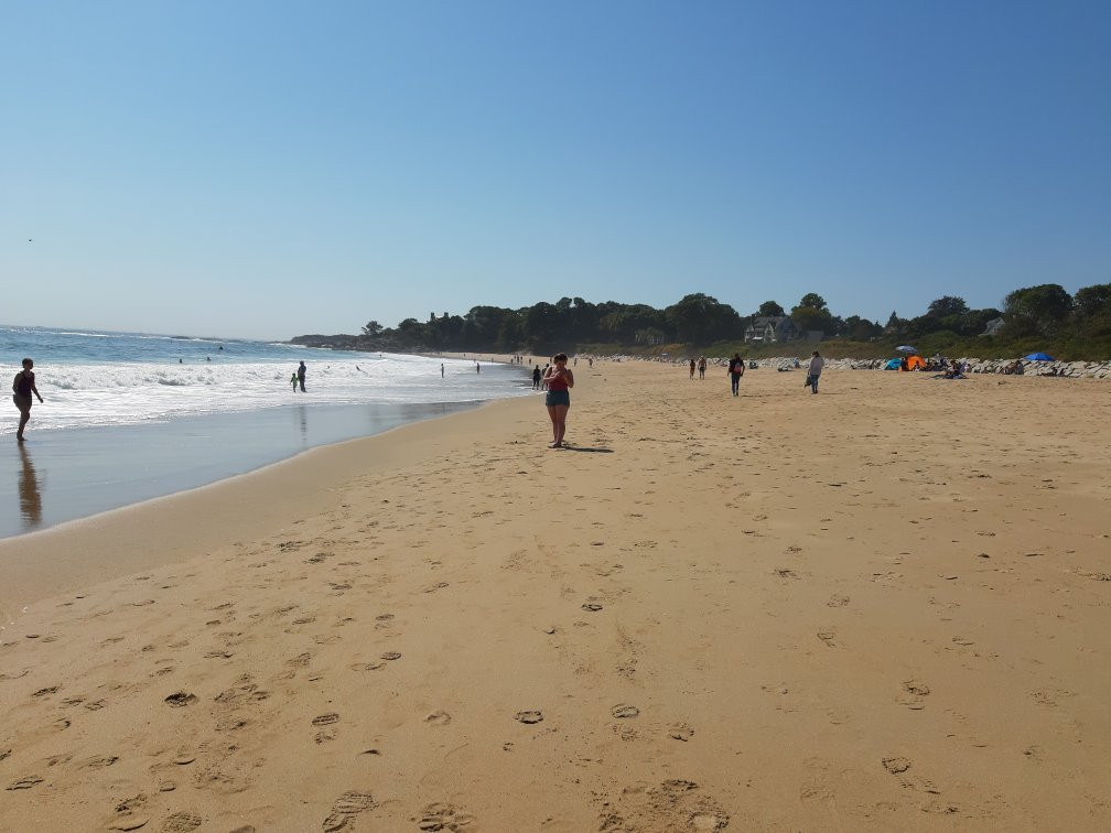 Singing Beach景点图片