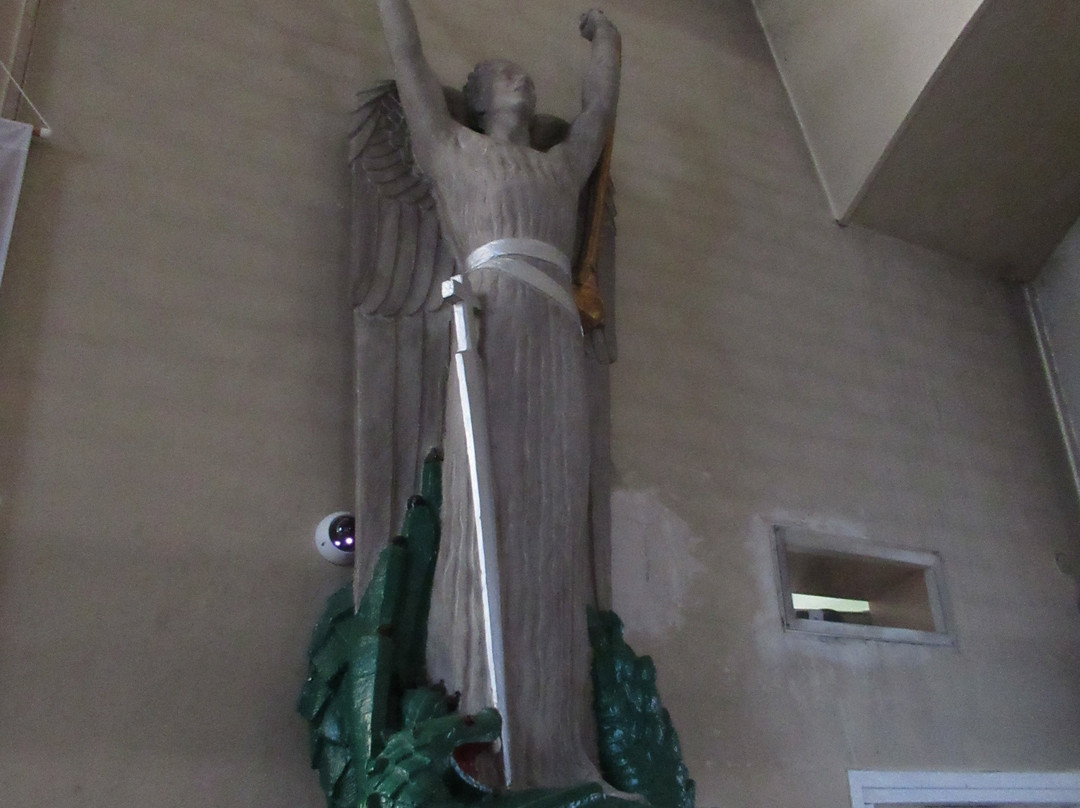 Église Saint-Charles-布朗梅尼尔必去景点