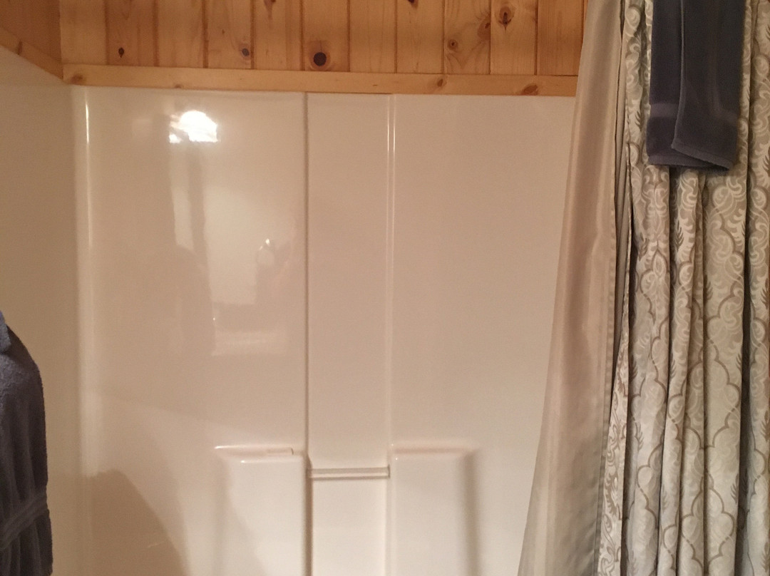 Whistling Swan Motel主图