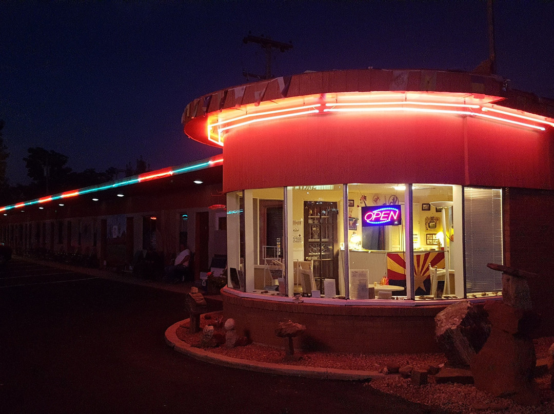 Sun-n-Sand Motel主图