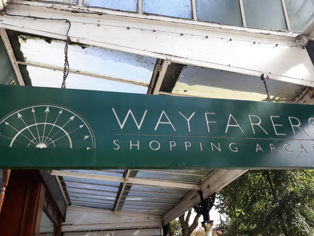 Wayfarers Shopping Arcade景点图片