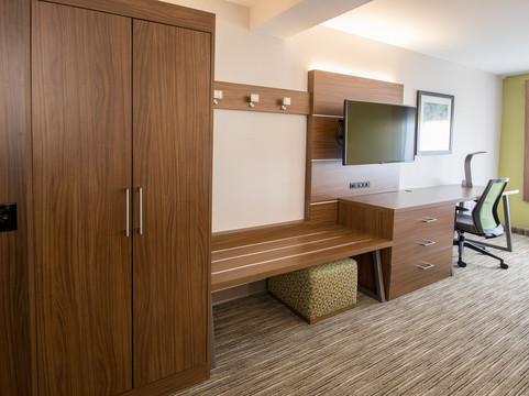 Holiday Inn Express 亚特兰大的石头山主图