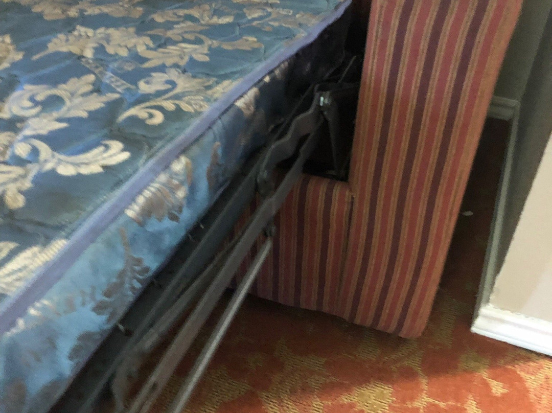 亨茨维尔戴斯旅馆及套房酒店主图