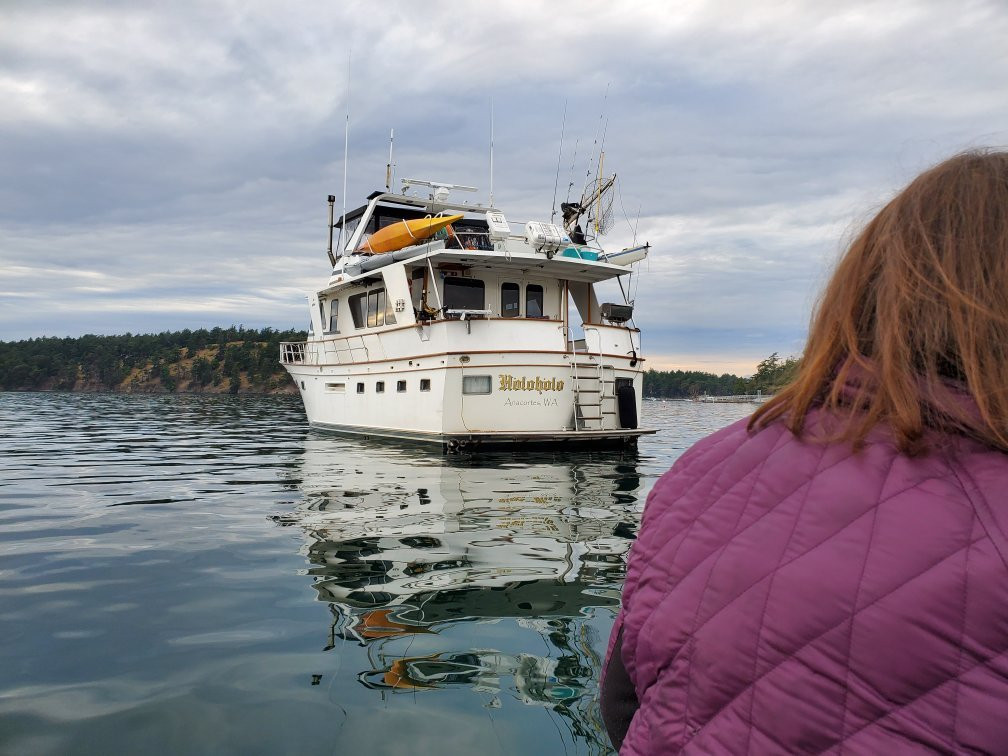 Custom Coastal Charters-Roche Harbor必去景点