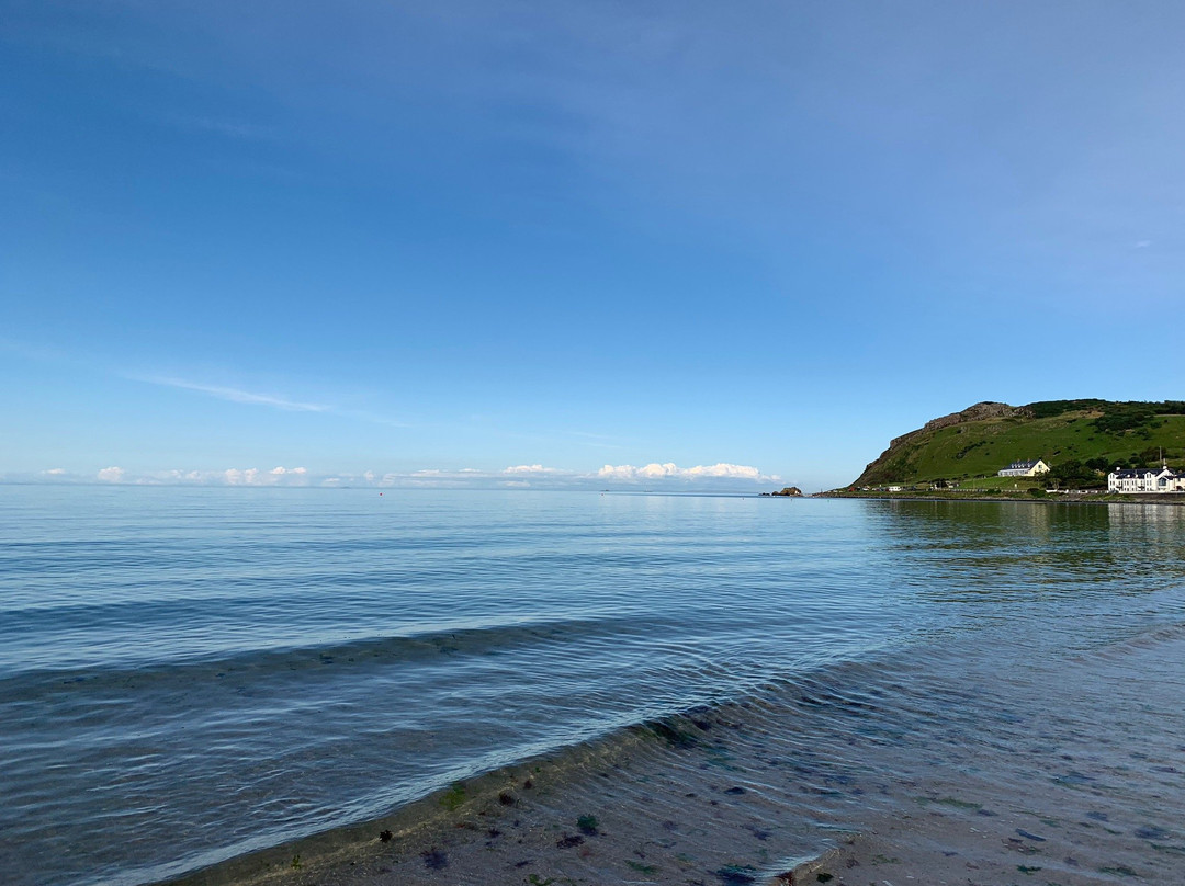 Ballygally Beach景点图片