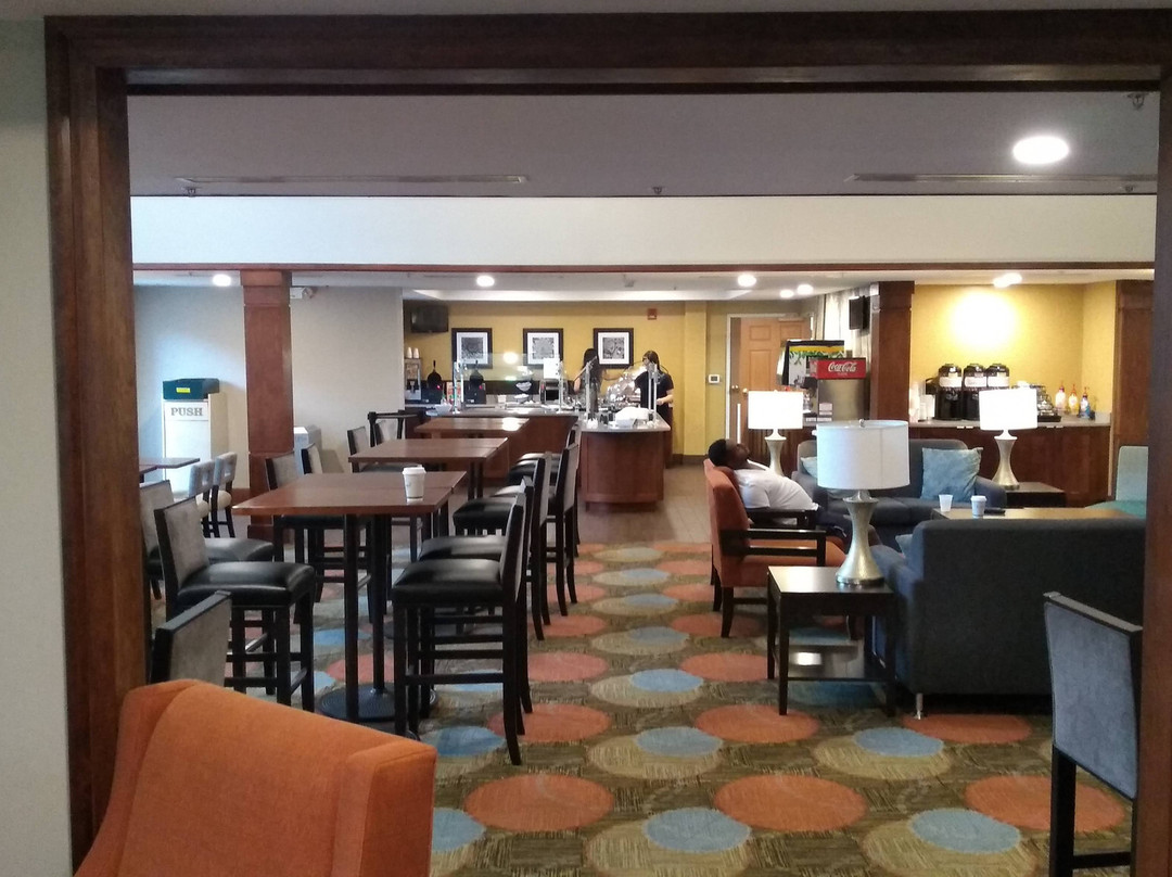 Staybridge Suites Philadelphia-Mt. Laurel, an IHG hotel主图
