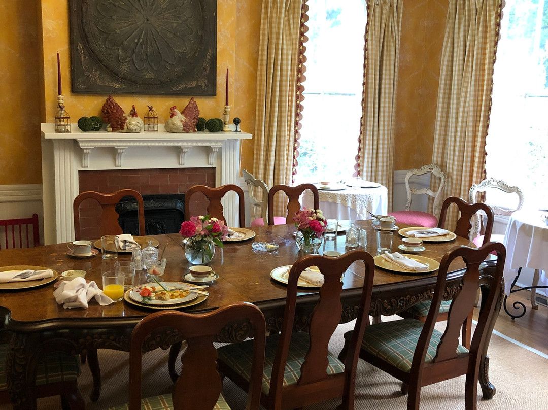 Antebellum Inn主图