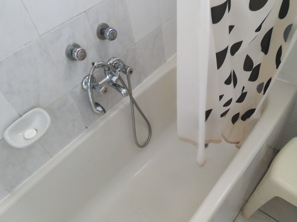 巴戴尔酒店主图