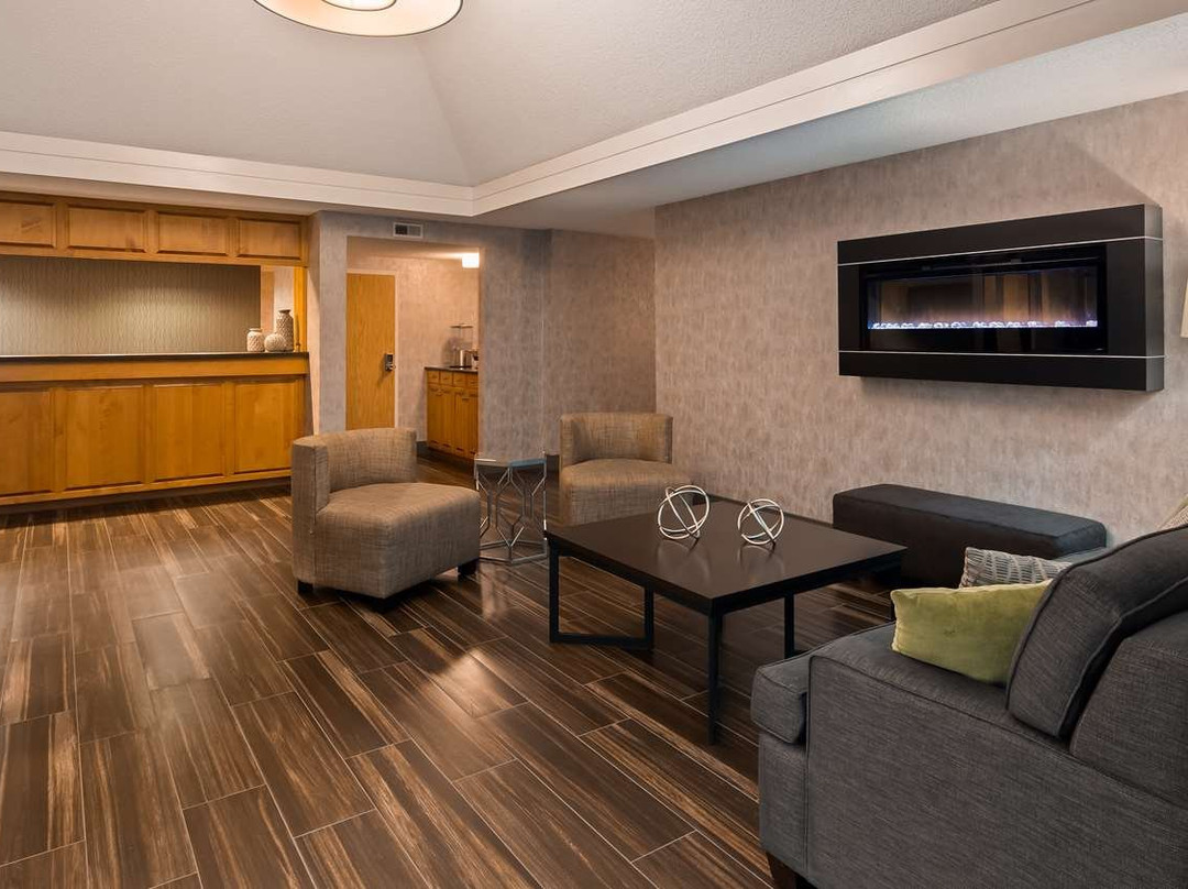 Best Western University Inn主图