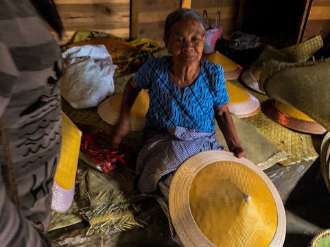 Ritha Balik-兰特包必去景点