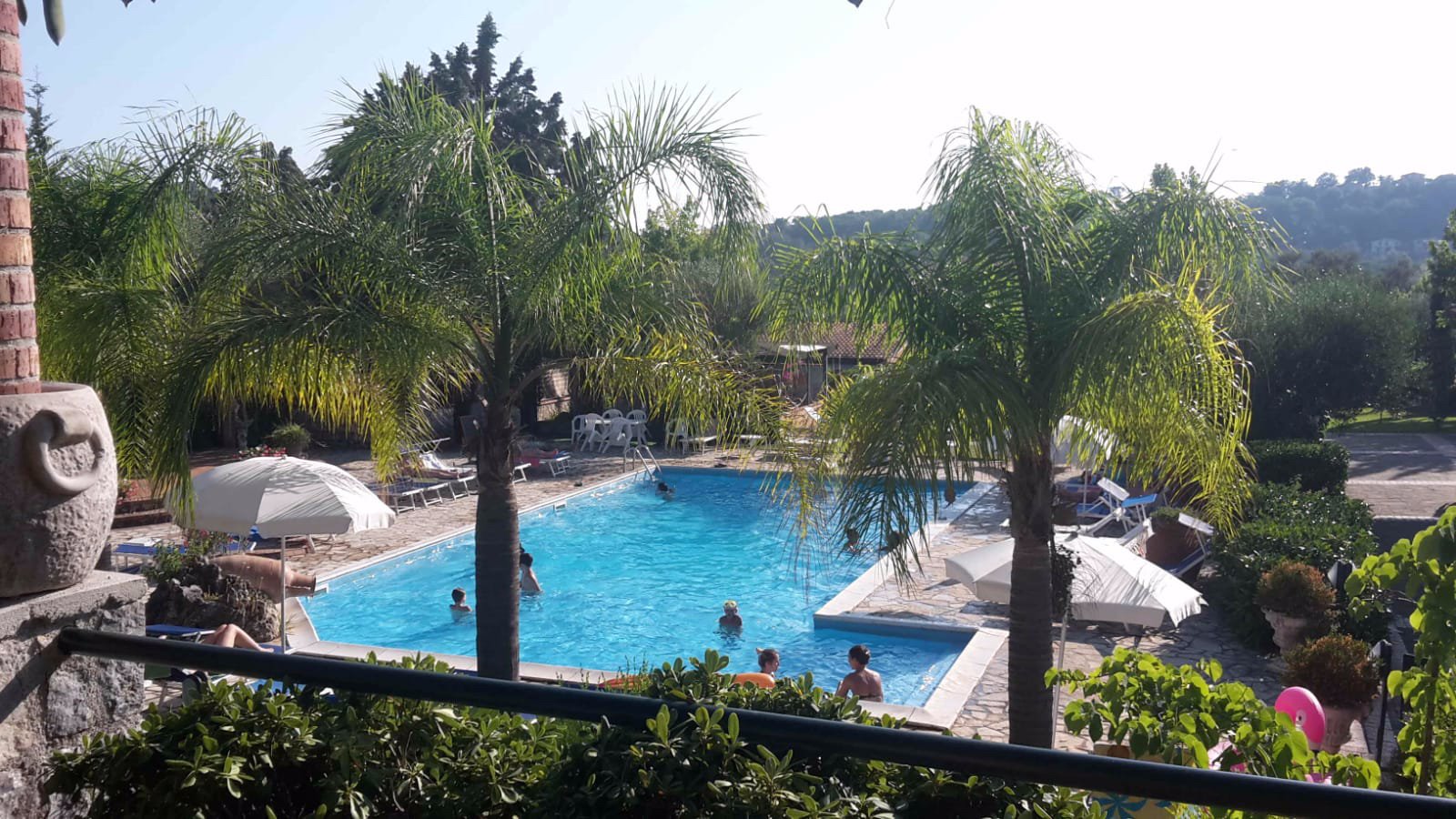 Residence and B&B Villamirella-泳池