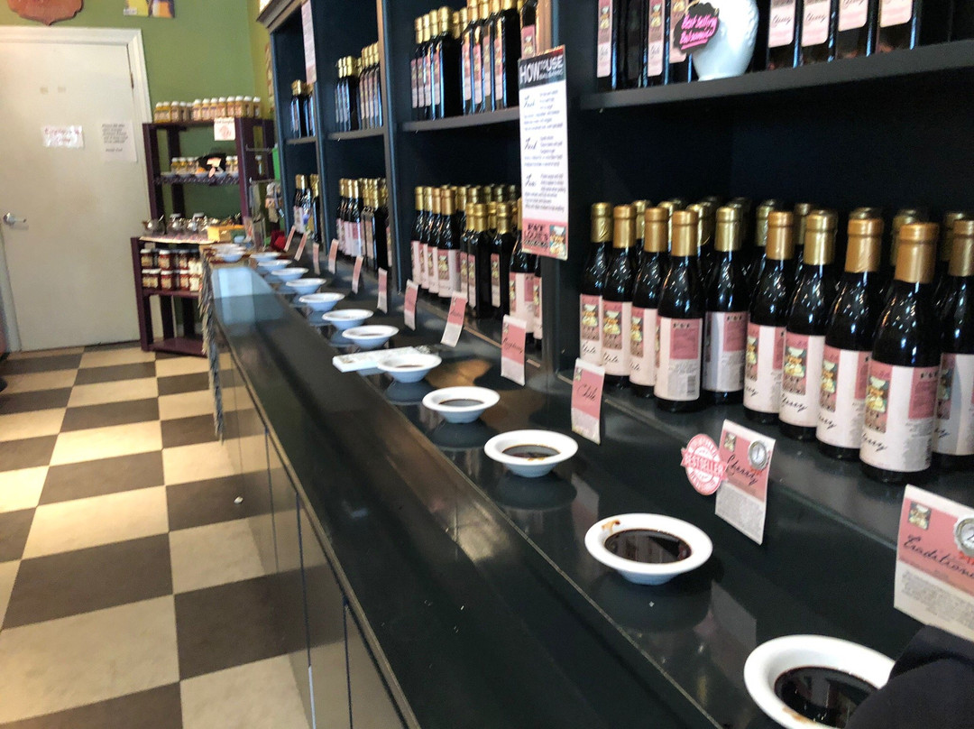 Fat Louie's Olive Oil Co.-Egg Harbor必去景点