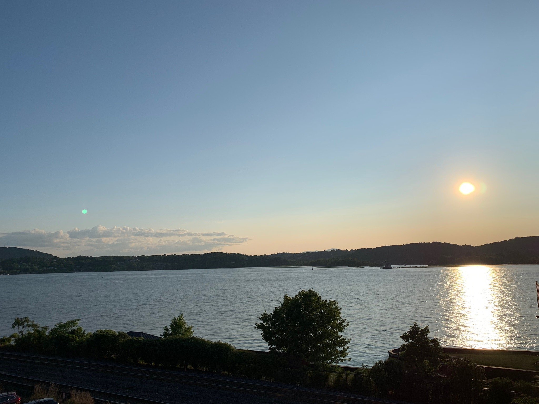 The Rhinecliff-官方