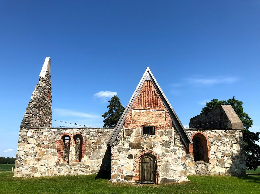 The Church of St. Michael景点图片