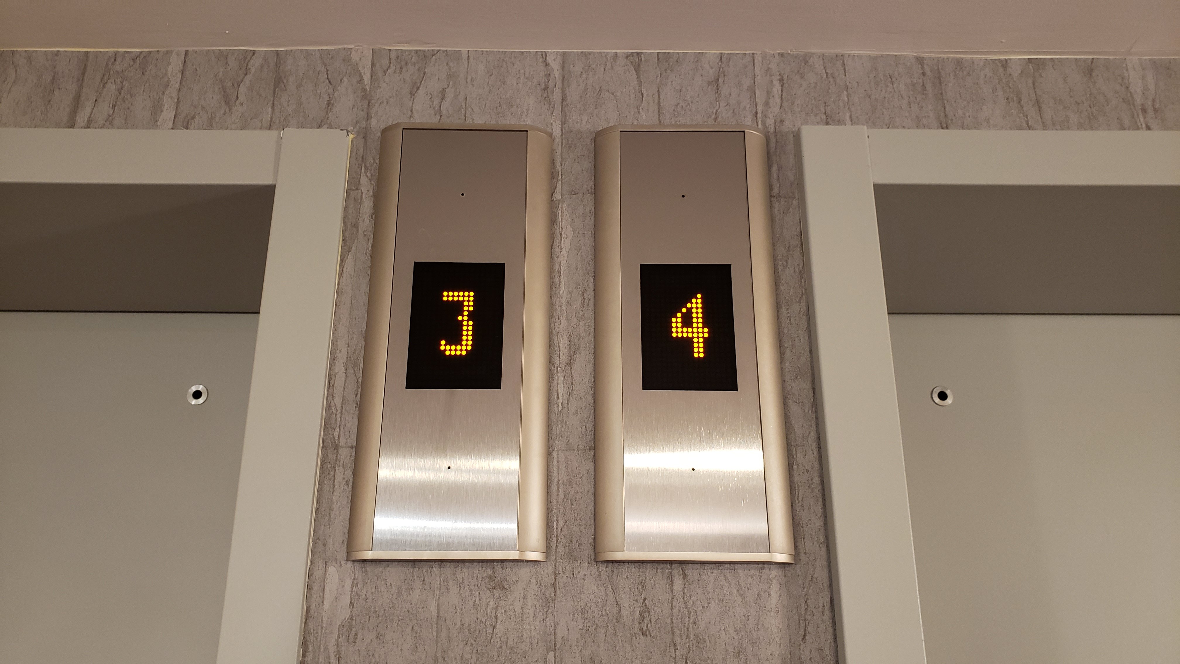 Home2 Suites by Hilton Terre Haute-浴室