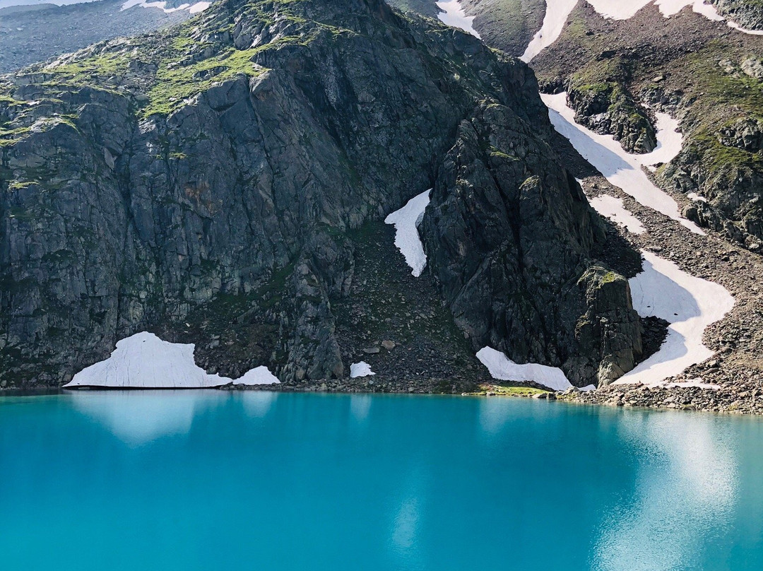 Blue Lake景点图片