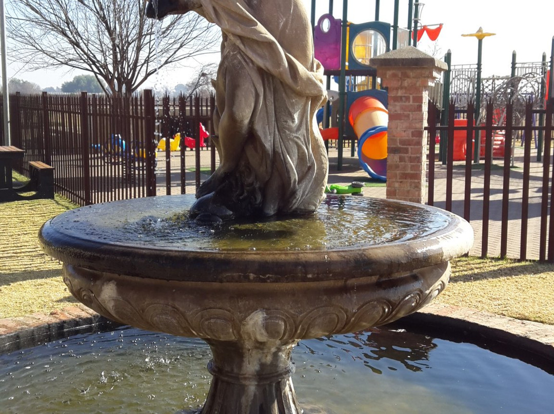 Lord's Signature Hotel主图