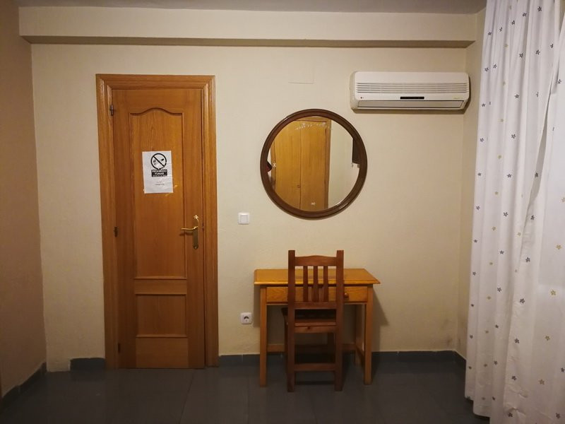 Hostal Al-Qazeres主图