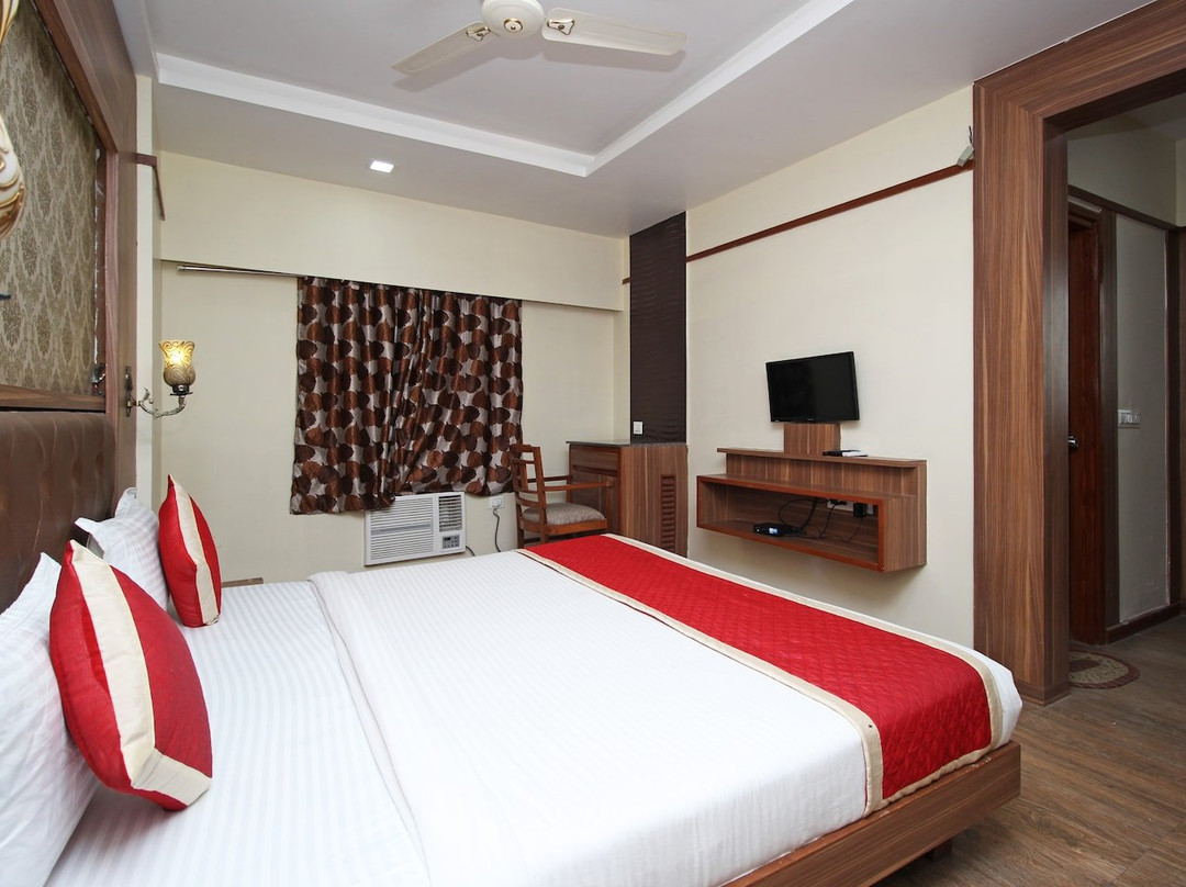 OYO 1623 Hotel JS Regency主图