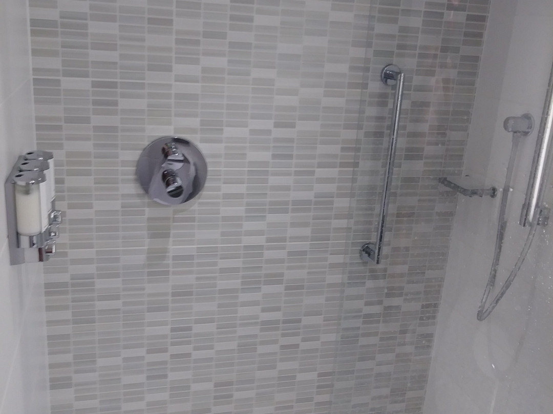 希尔顿欢朋酒店及度假村（牛津）主图