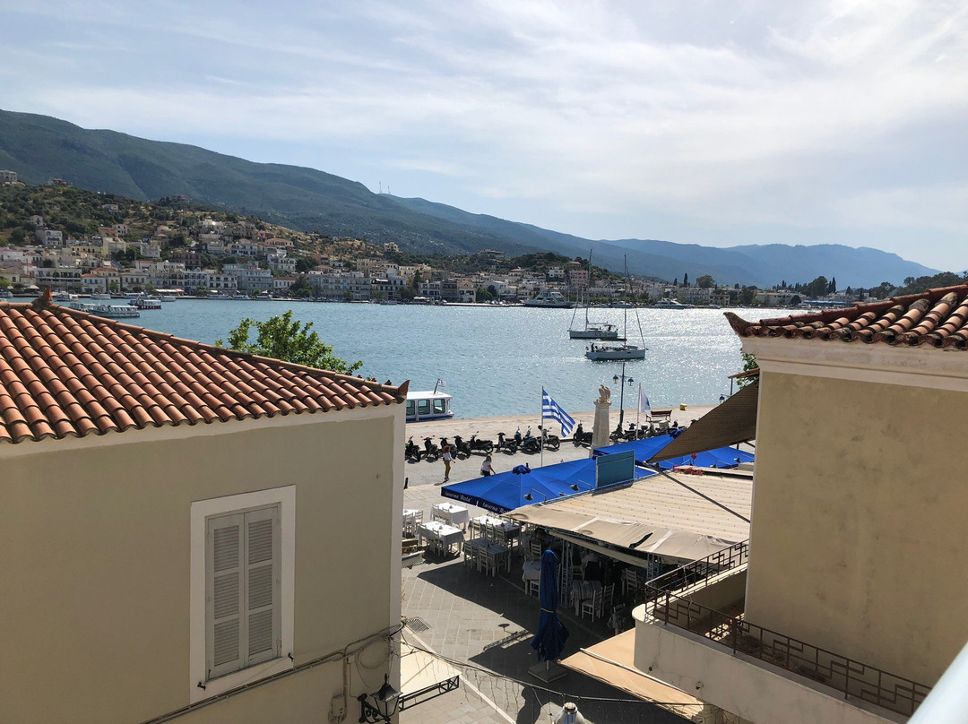 7 Brothers Hotel主图