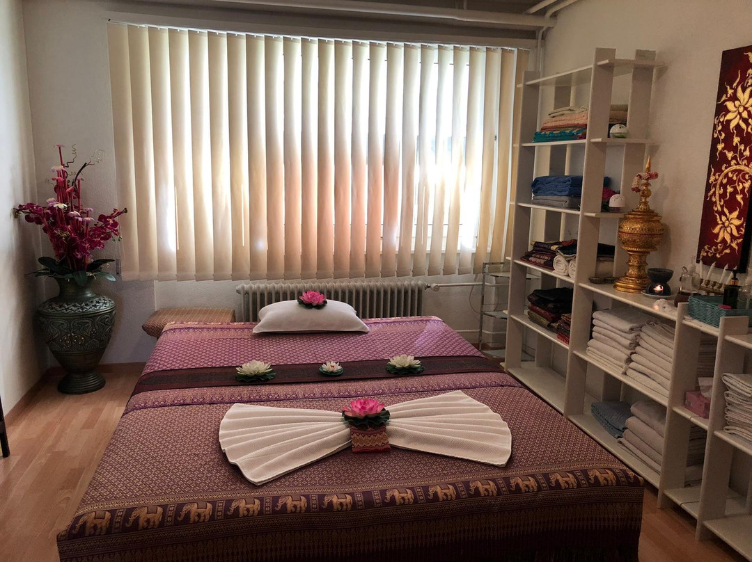 Birmensdorf旅游景点-Lisa Massage 236