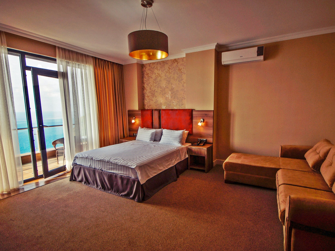 Hotel Montana主图