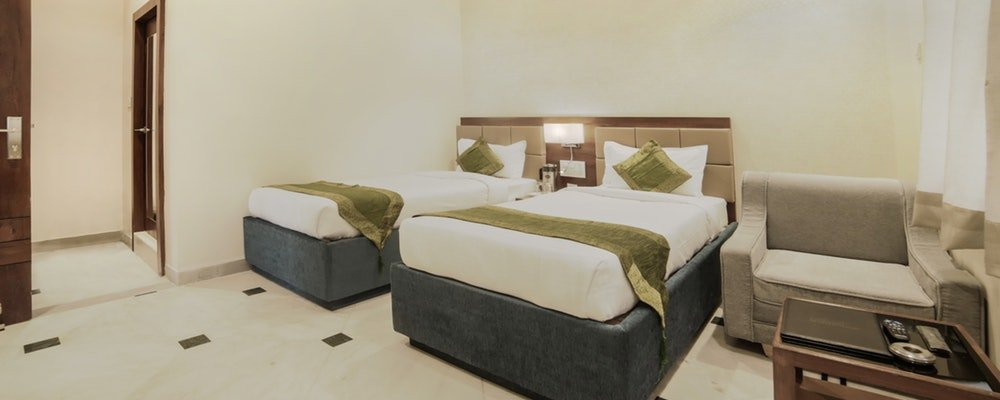 Treebo Trend Hotel YKS主图