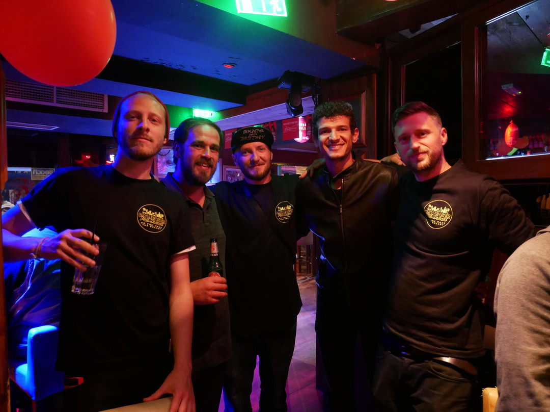 Malteaser Pub Crawl Malta-圣朱利安斯必去景点