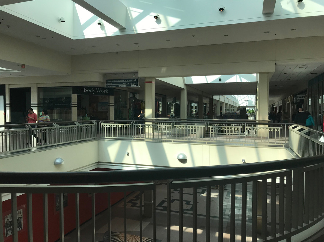 Sunrise Mall-Massapequa必去景点