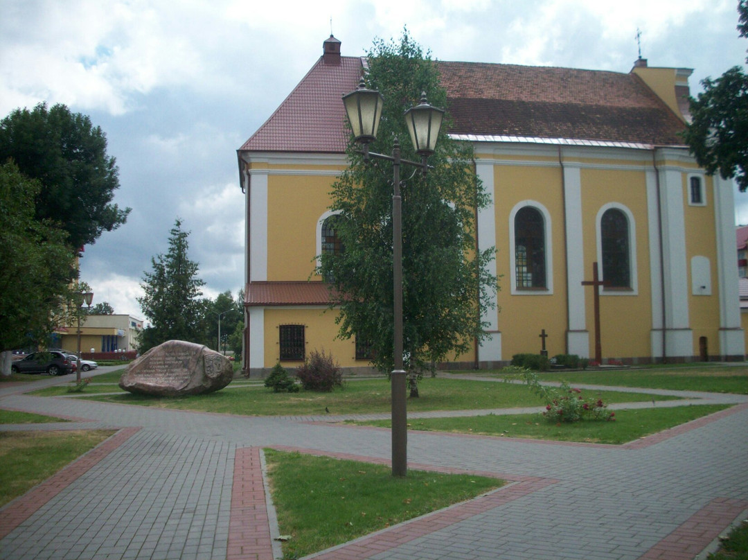 The Church of the Exaltation of the Holy Cross-Lida必去景点